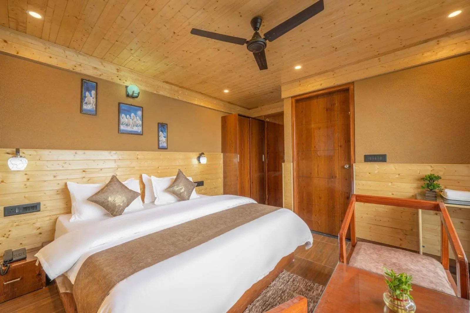 שימלה The Charvi Retreat By Exotic Stays