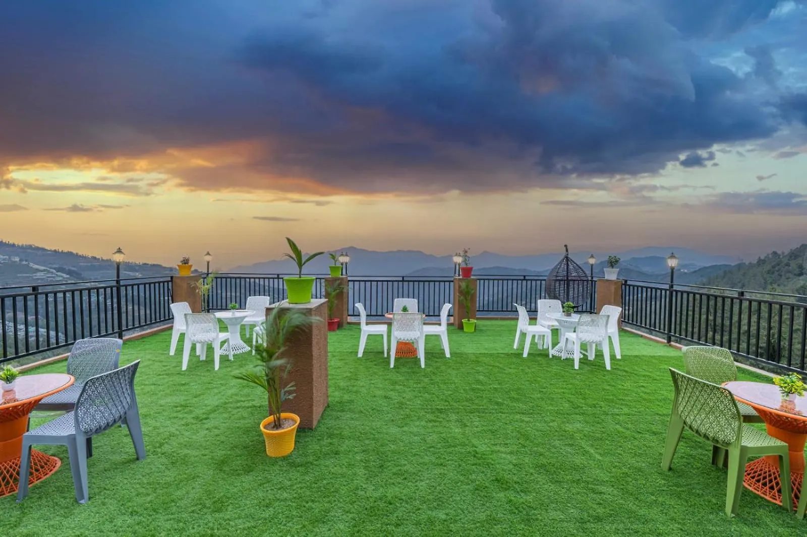 שימלה The Charvi Retreat By Exotic Stays מלון