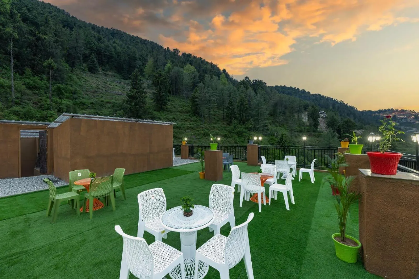 **** מלון שימלה The Charvi Retreat By Exotic Stays הודו