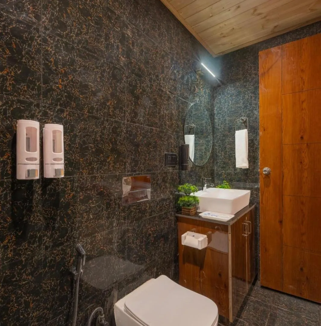 מלון שימלה The Charvi Retreat By Exotic Stays